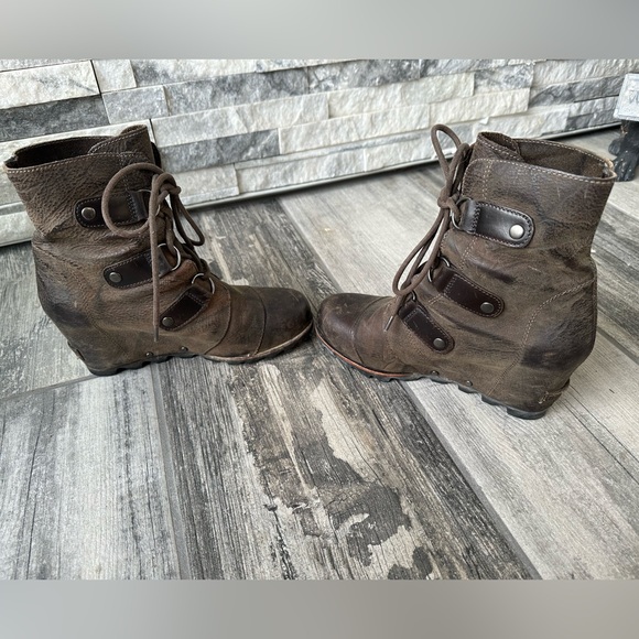 Sorel Joan of Arctic Wedge Brown Lace Up Waterproof  Winter Boots Distressed Sz7 - Picture 10 of 14